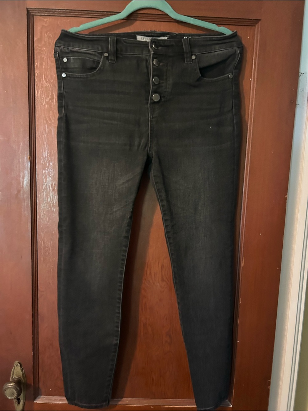 Liverpool Women’s Skinny Jeans in Faded Black, Size 10